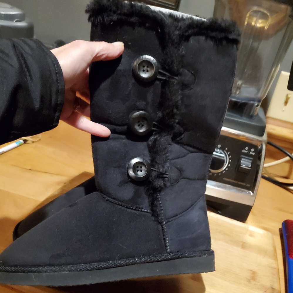 BOOTS... WINTER..⭐.BRAND NEW - Picture 2 of 7